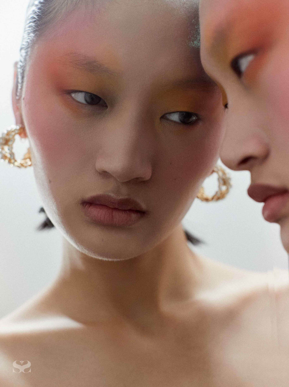 Shot on the streets of Paris, come on set for the ‘Wonder’ issue cover story, starring Yilan Hua